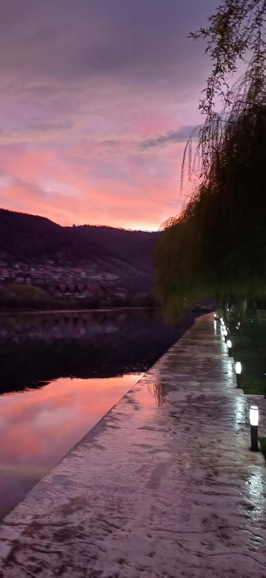 Vega Resort Restaurant & Lodge Orsova Bagian luar foto